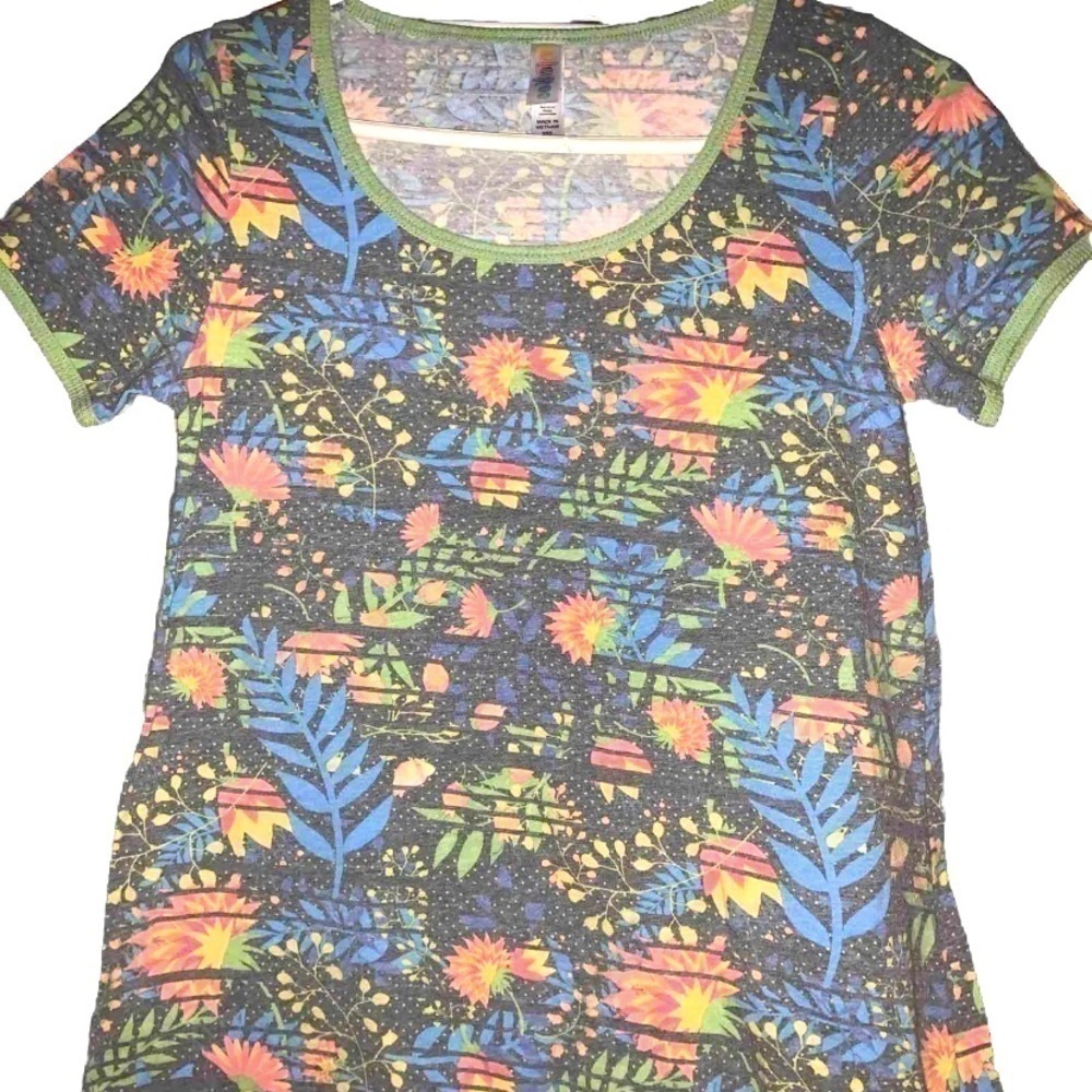 Women’s LuLaRoe Size xxs T Shirt Top Floral